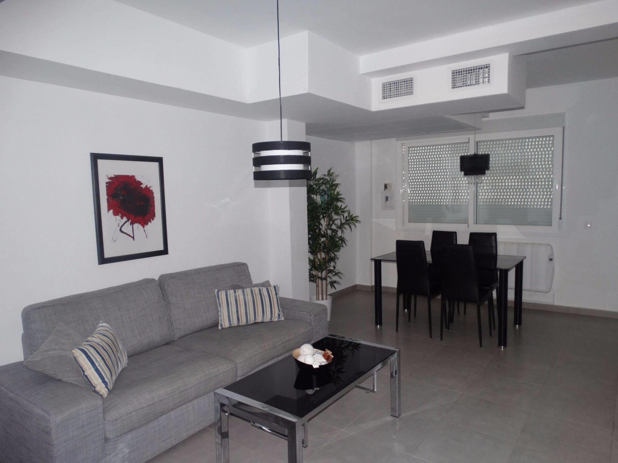 Malaga Apartamentos - Nuno Gomez, 24 المظهر الخارجي الصورة